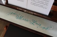 Klavierläufer mit Notenkomposition und Wunschtext – Bestickter Tastenläufer